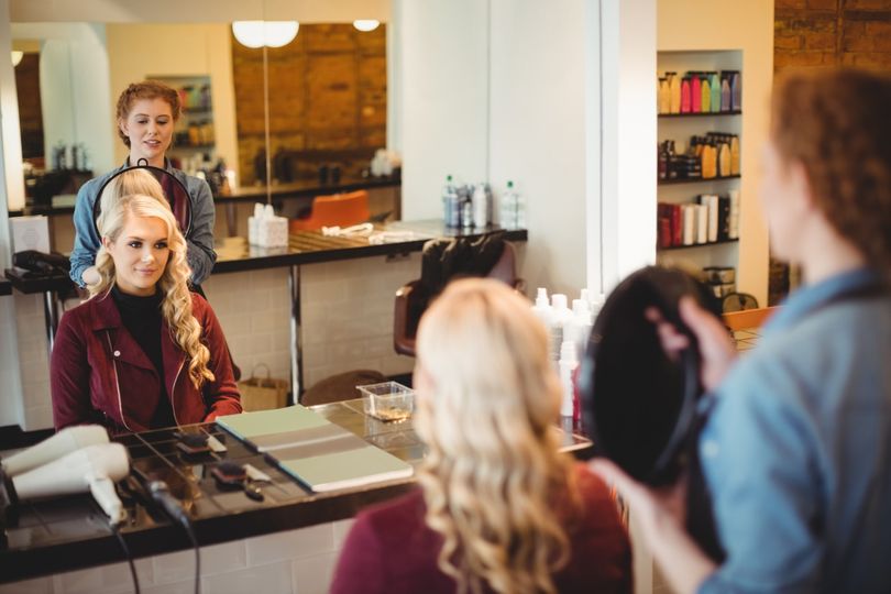 BEAUTY SALONS
